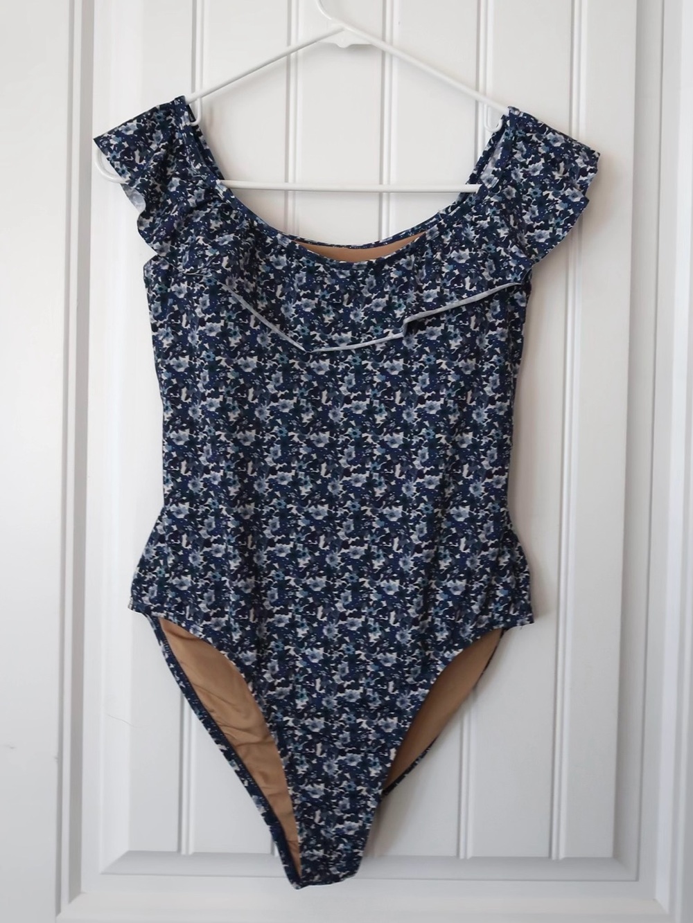 Mimi & August Milano Moonflower One-Piece Swimsuit (Small)